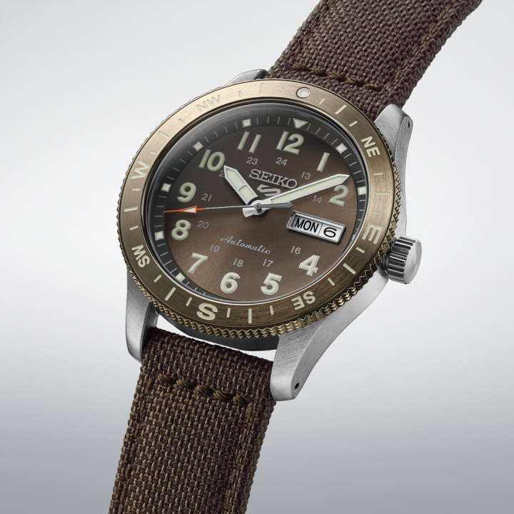Watches Seiko 5 Sports Field HDB009K1